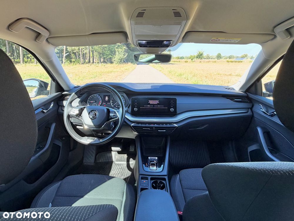 Skoda Octavia 2.0 TDI Ambition DSG - 2