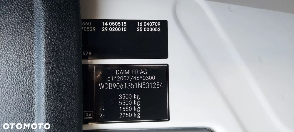 Mercedes-Benz SPRINTER - 24