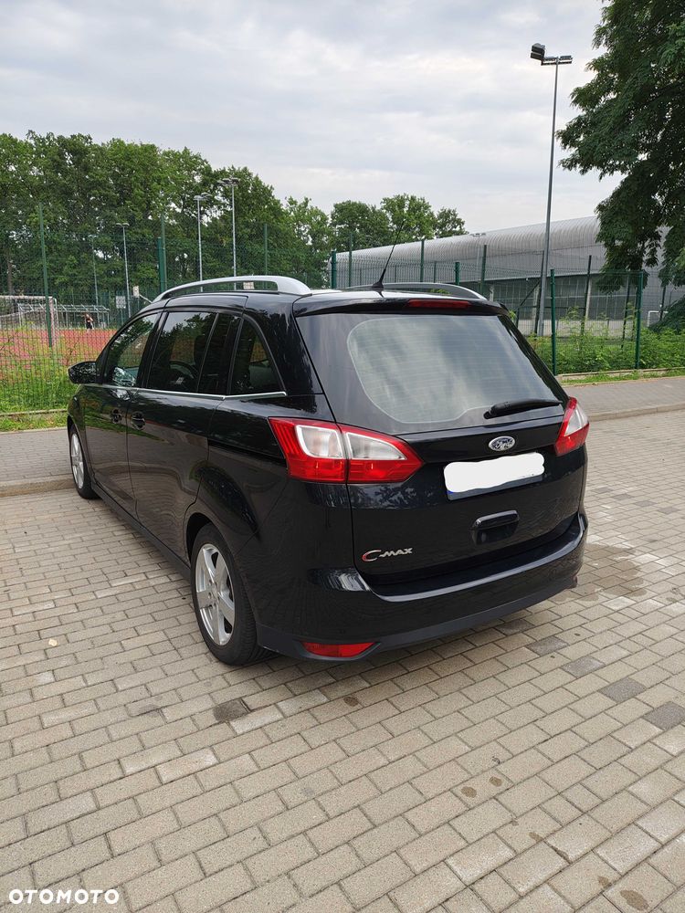 Ford Grand C-MAX - 3