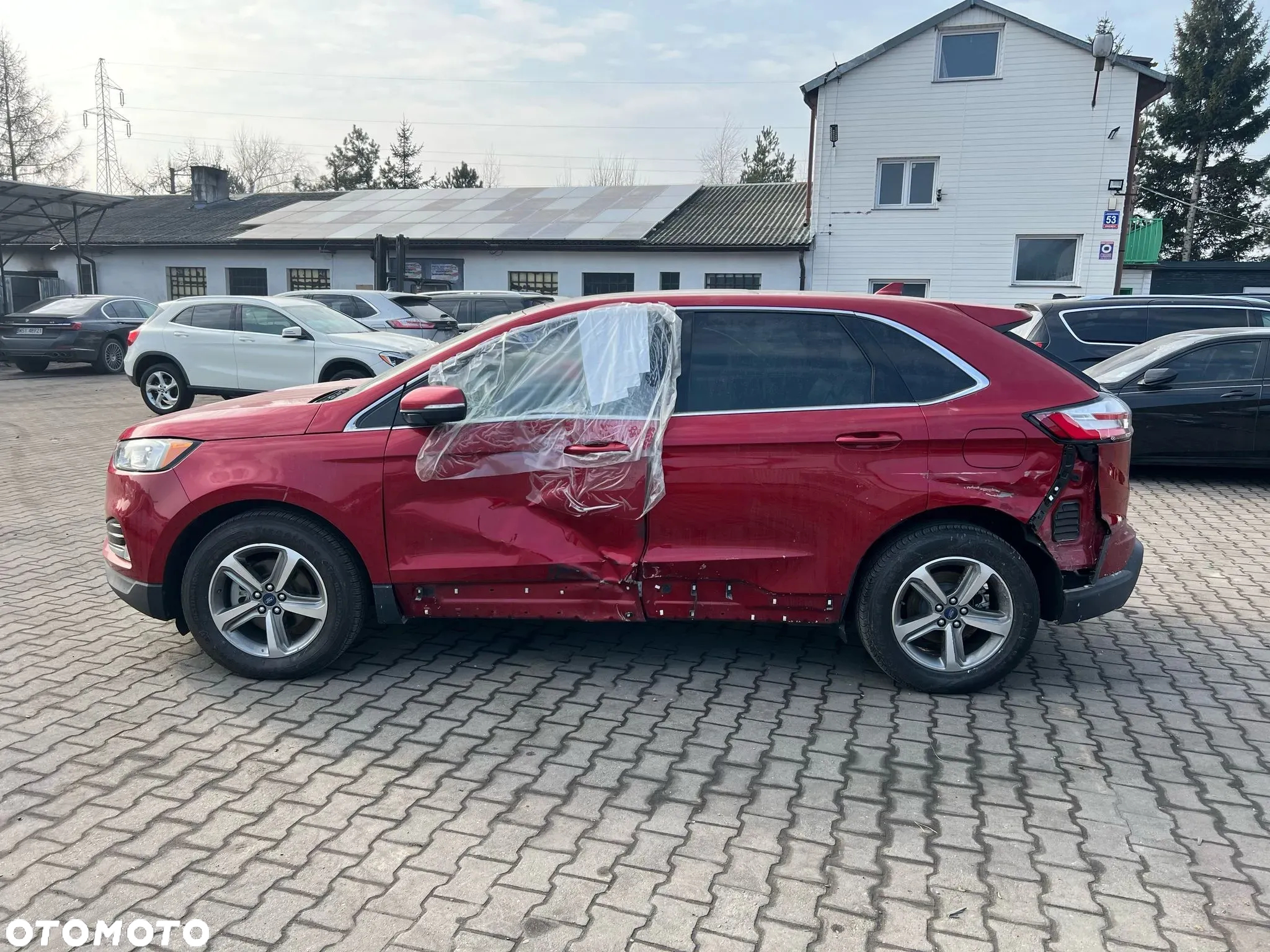 Ford Edge - 8