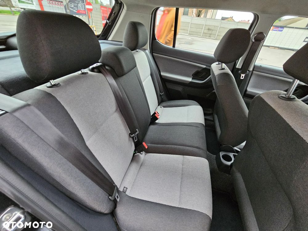 Skoda Fabia 1.2 HTP Elegance - 19