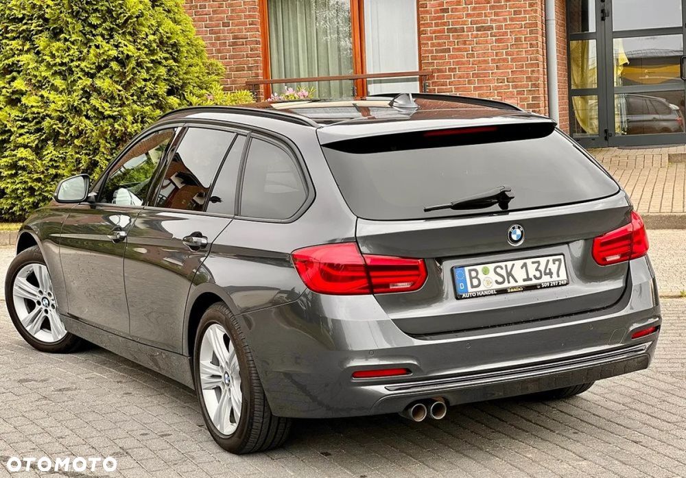 BMW Seria 3 320i Edition Luxury Line Purity - 17