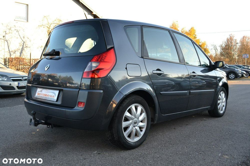 Renault Scenic 2.0 16V Confort Dynamique - 3