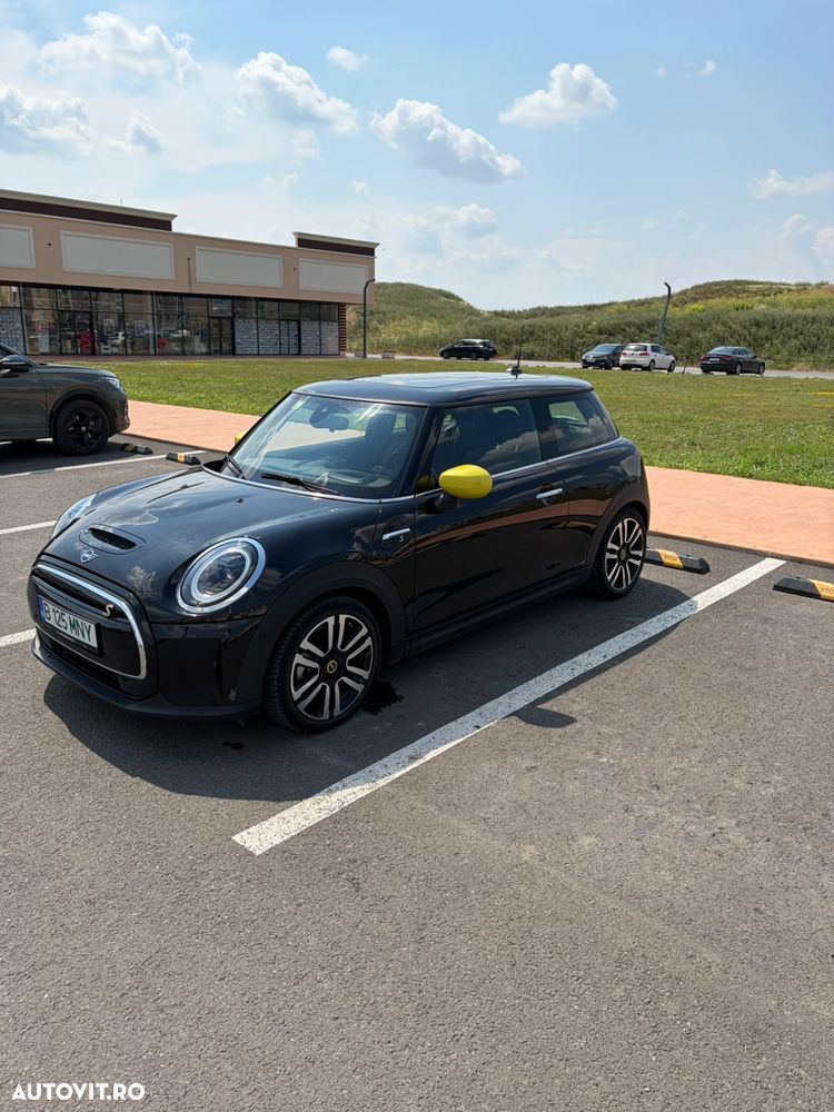 Mini Cooper SE Electric Trim - 14