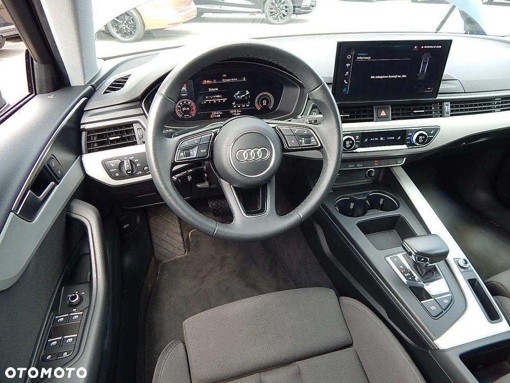 Audi A4 Limousine - 10