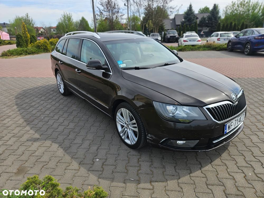 Skoda Superb 2.0 TDI 4x4 Business DSG - 15