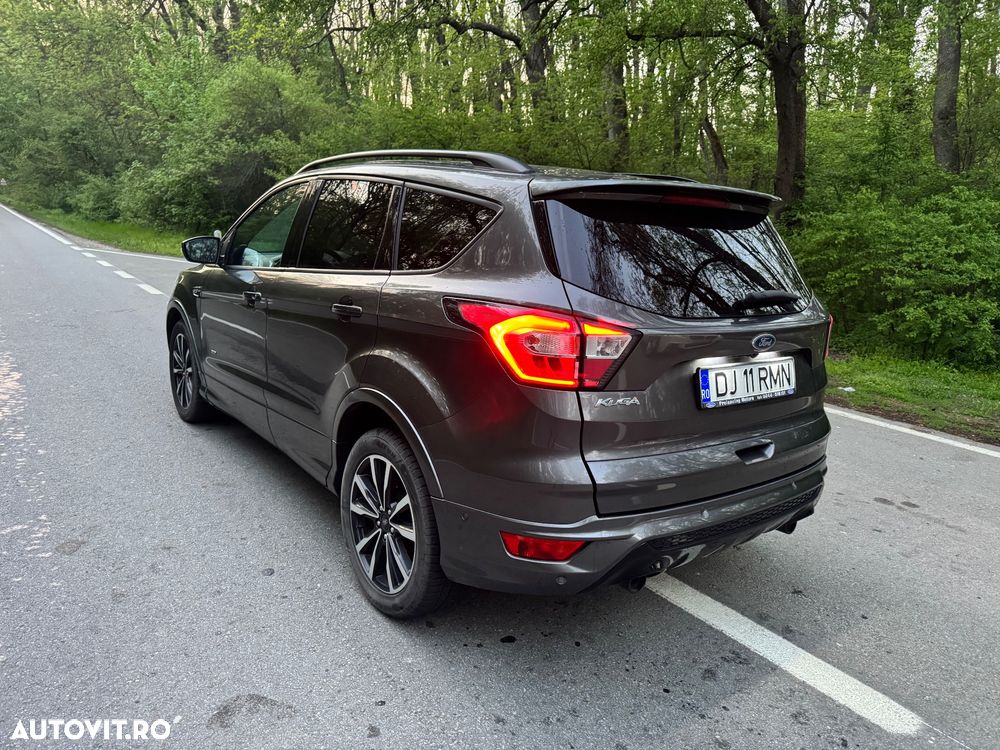 Ford Kuga 2.0 TDCi 4WD Powershift ST-Line - 3