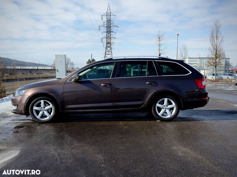 Skoda Octavia 1.4 TSI ELEGANCE DSG - 8