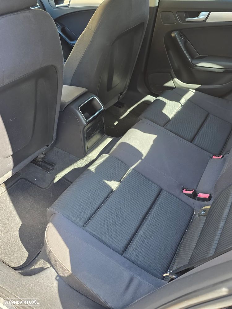 Audi A4 2.0 TDI Advance - 9
