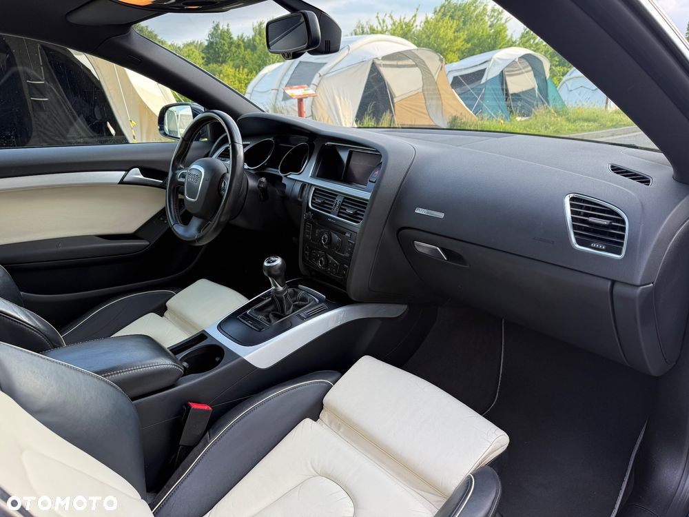 Audi A5 Coupé 2.0 TDI - 13