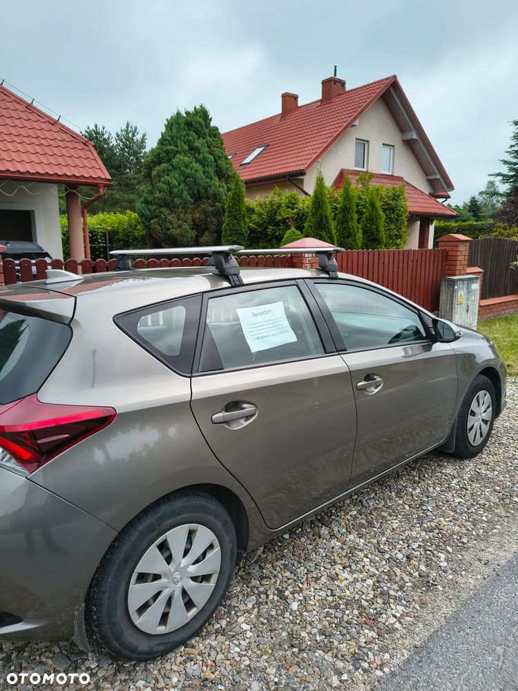 Toyota Auris 1.6 Active - 3