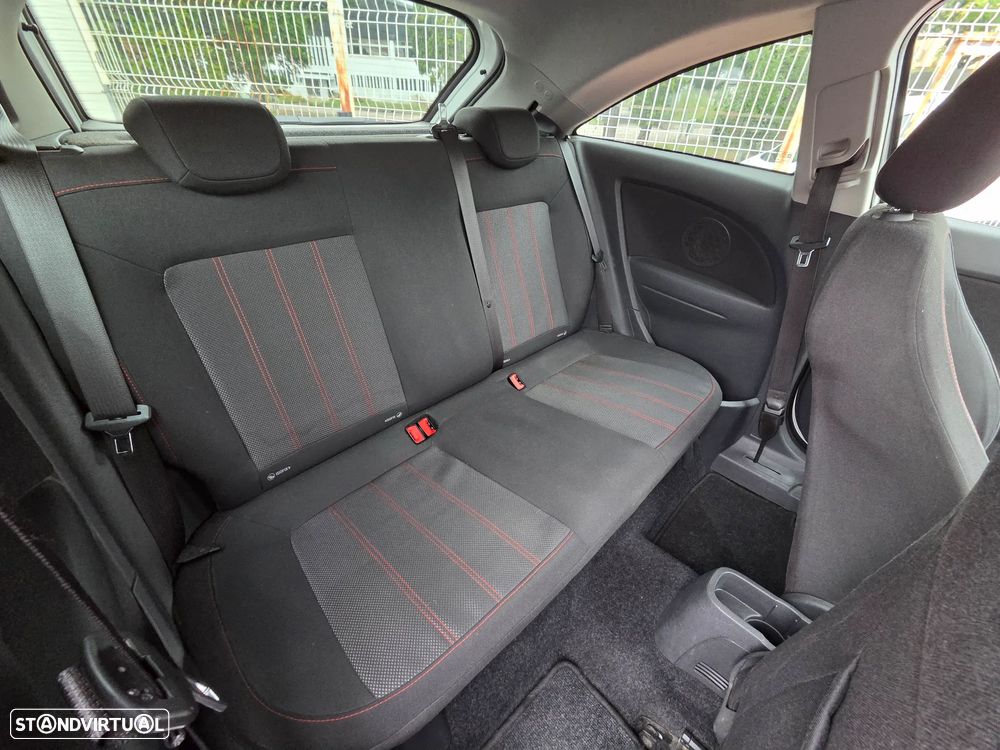 Opel Corsa 1.2 Black Edition - 9