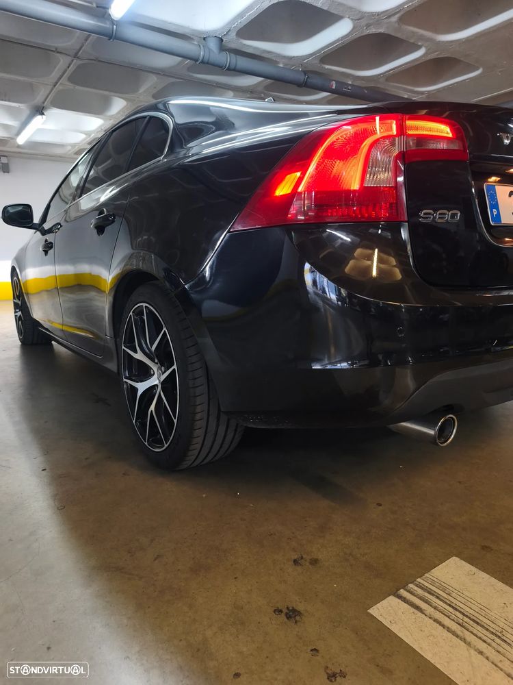 Volvo S60 2.0 D3 Momentum - 38