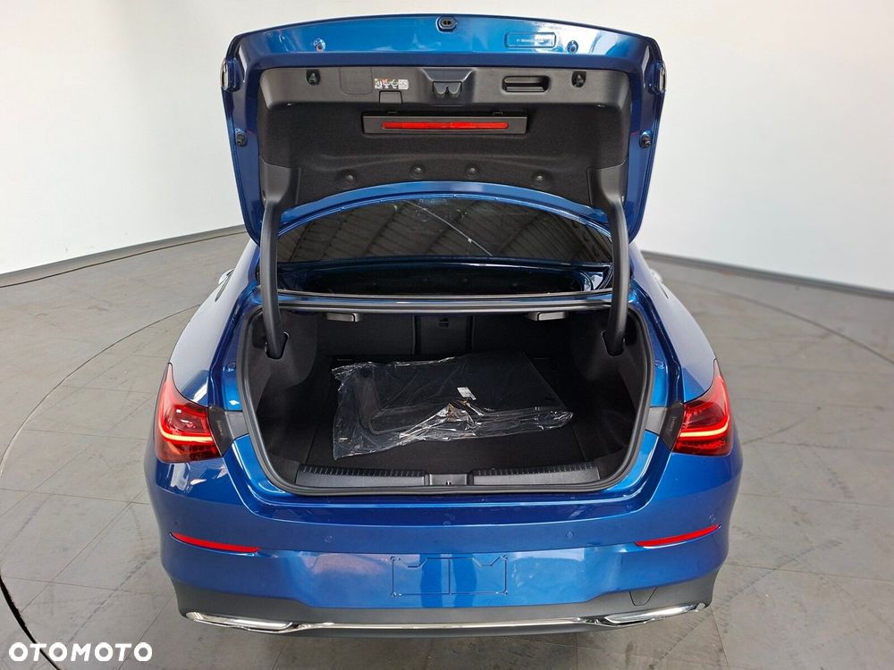 Mercedes-Benz CLA - 15