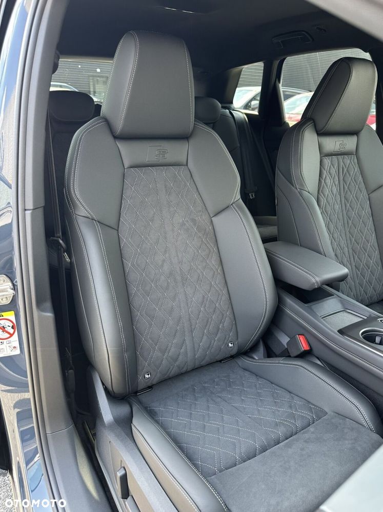 Audi Q4 e-tron - 32
