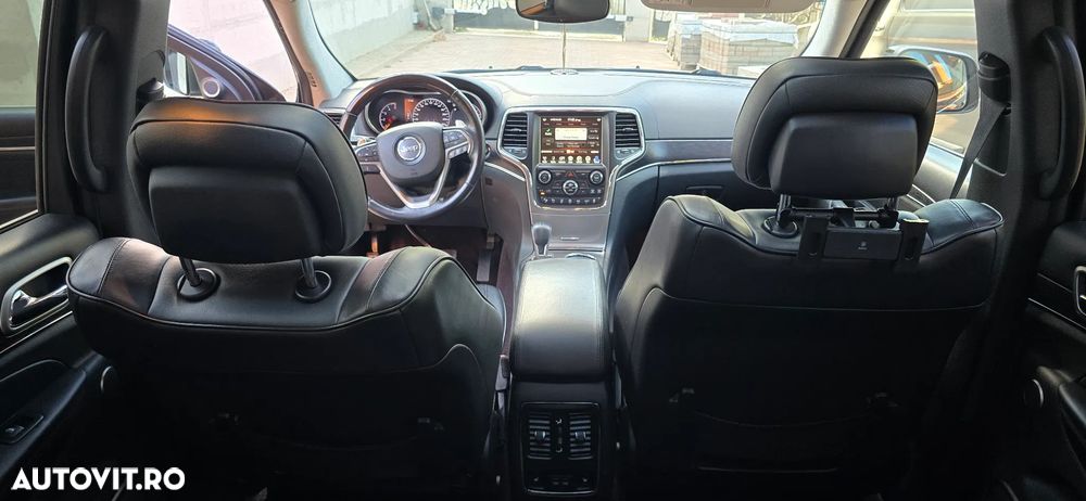 Jeep Grand Cherokee - 10