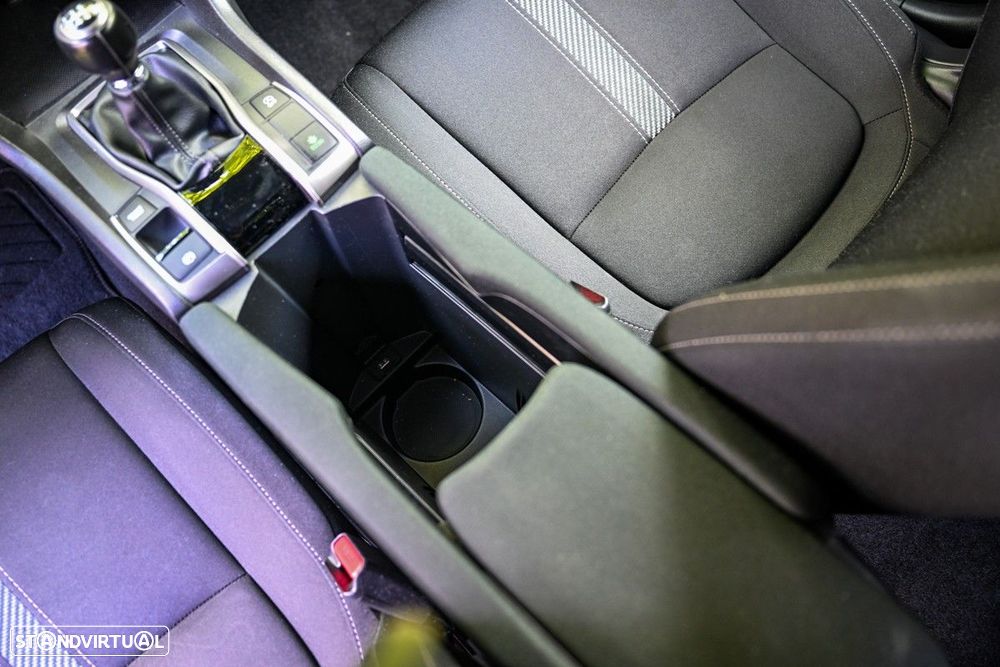 Honda Civic 1.0 i-VTEC Executive - 49