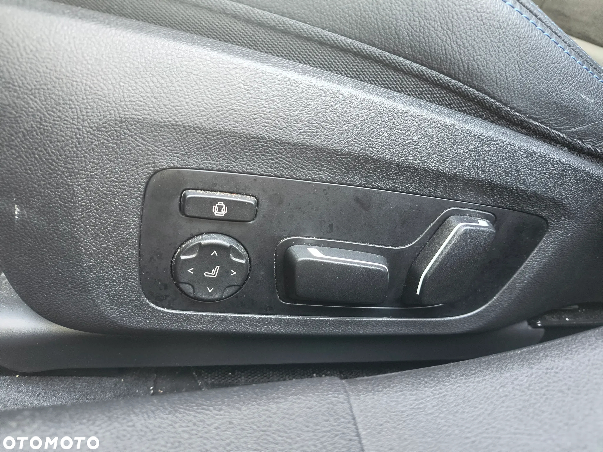BMW Seria 3 320d xDrive mHEV M Sport - 10