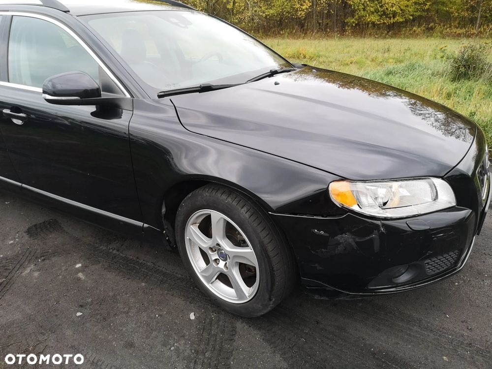 Volvo V70 T4 Momentum - 32