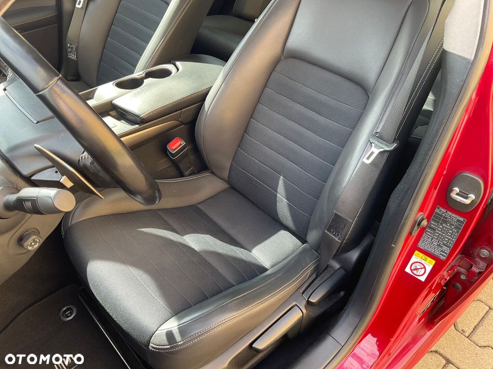 Lexus IS 200t Elegance - 17