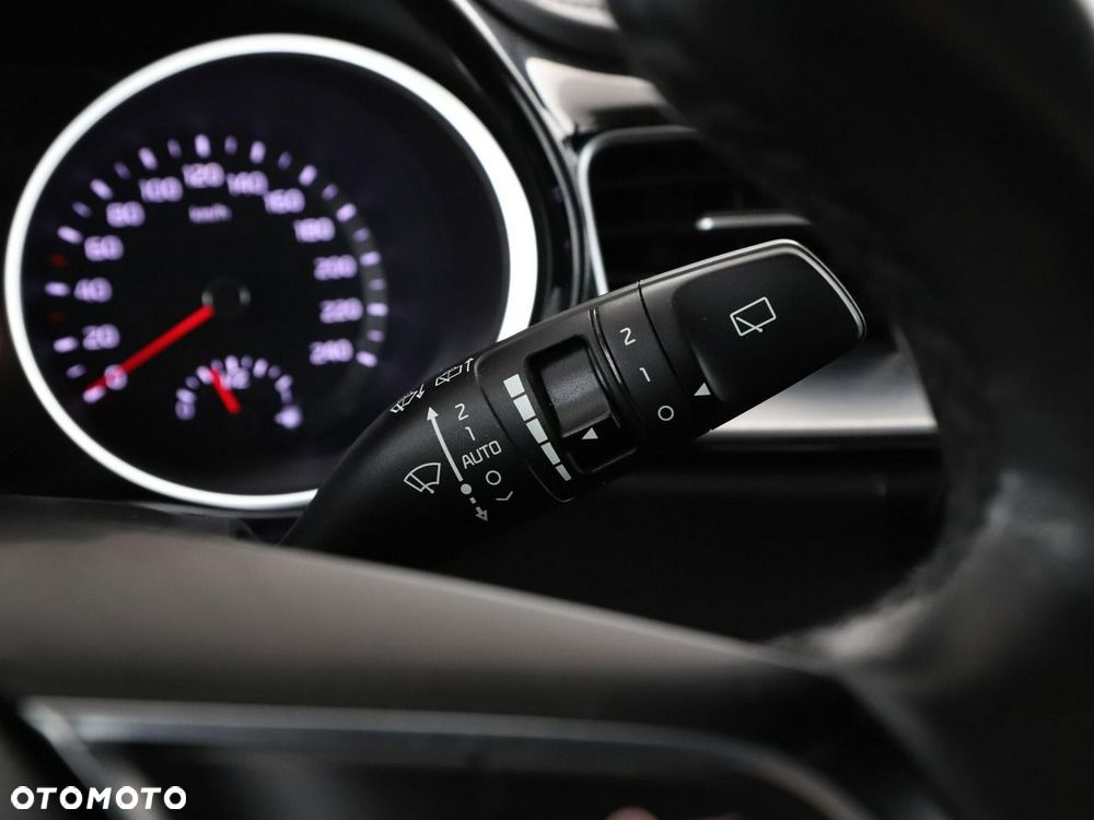 Kia Ceed 1.4 T-GDI OPF Vision - 33