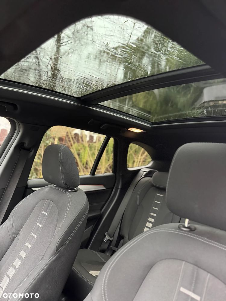 BMW X1 xDrive20d Sport Line - 6