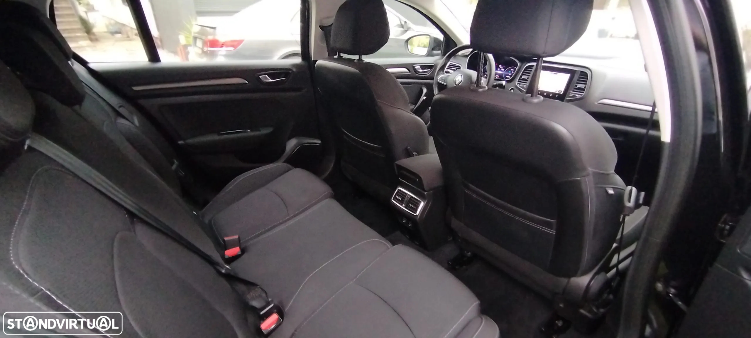 Renault Mégane Sport Tourer 1.6 E-Tech Plug-In Intens - 15