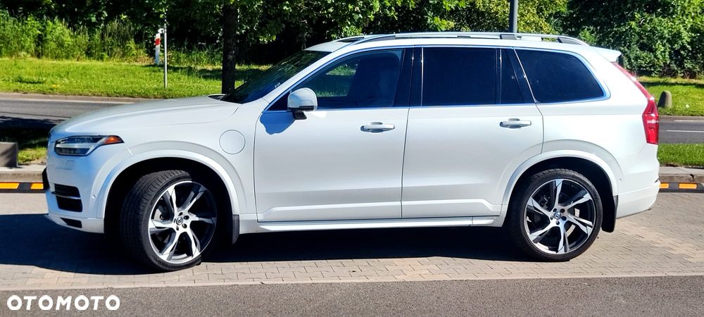 Volvo XC 90 T8 AWD Plug-In Hybrid Momentum 7os - 4