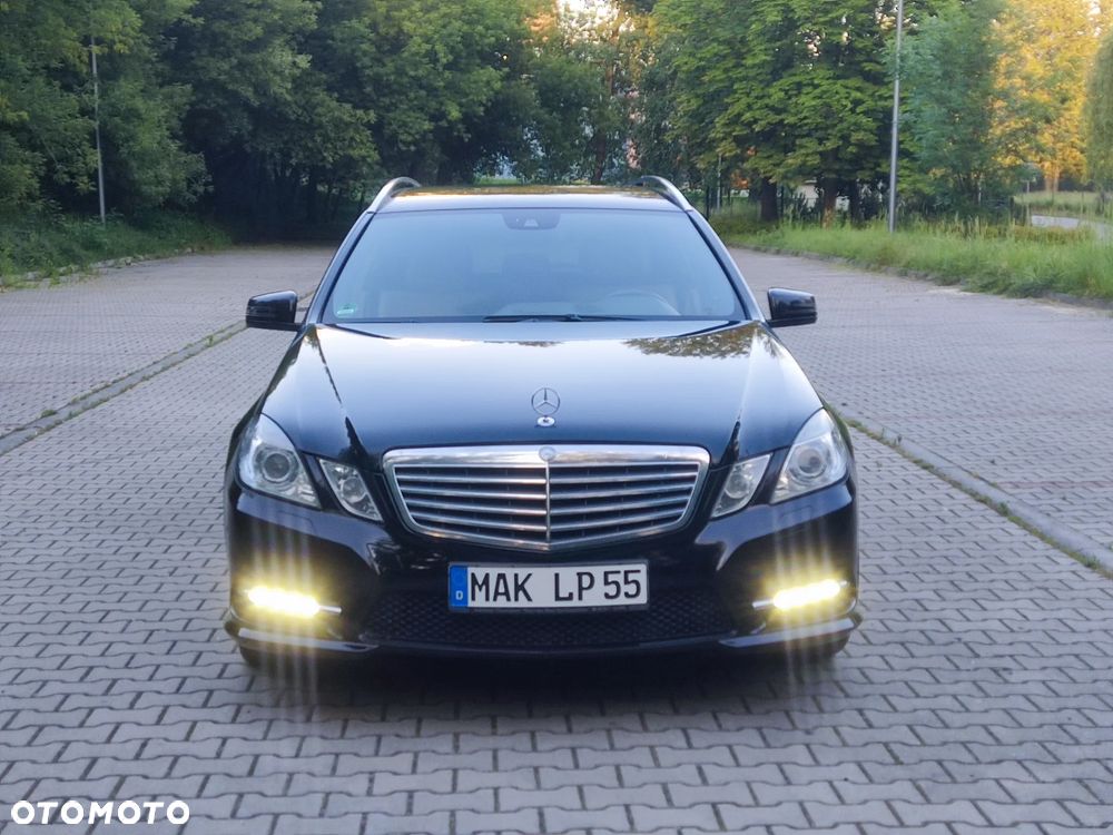Mercedes-Benz Klasa E 220 CDI DPF BlueEFFICIENCY Automatik Elegance - 10