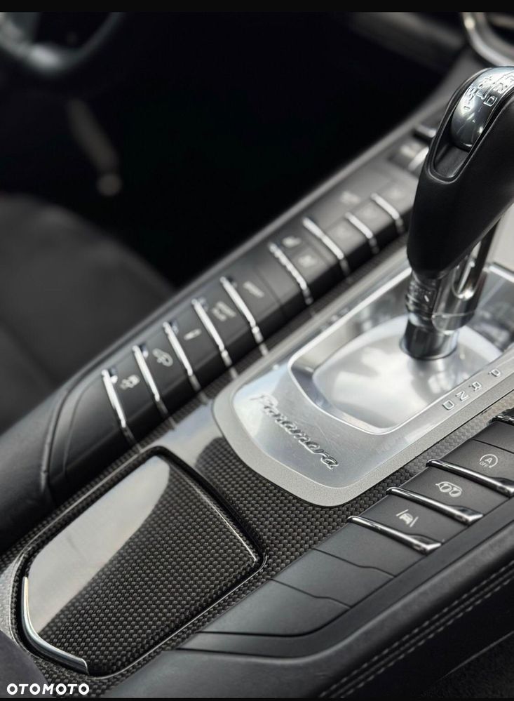 Porsche Panamera - 14