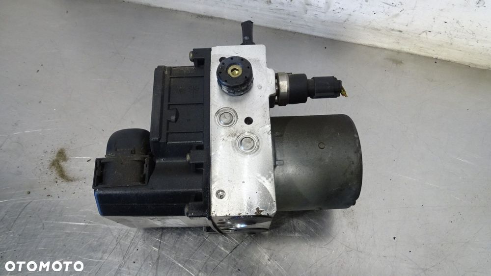 POMPA ABS AUDI A4 B6 2.0 8E0614517    0265950011 - 3