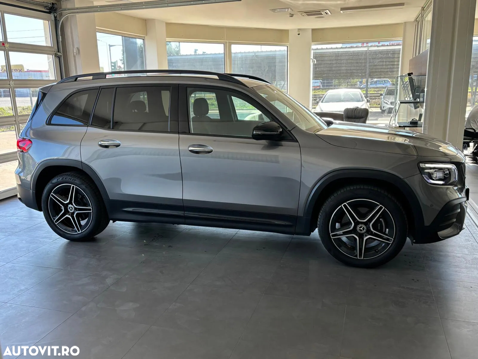 Mercedes-Benz GLB 200 4Matic 8G-DCT AMG Line - 5