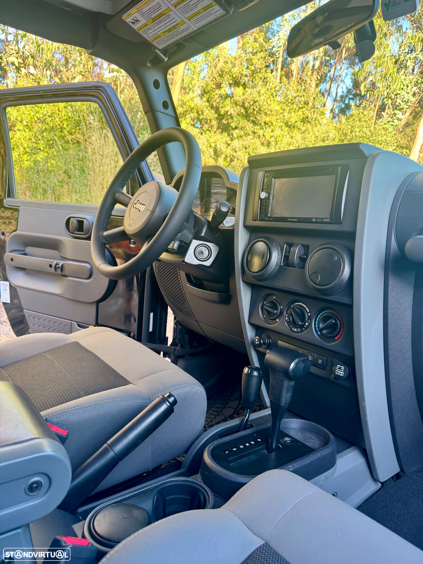 Jeep Wrangler 2.8 CRD ATX Sport - 7