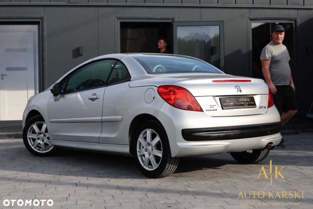 Peugeot 207 - 6