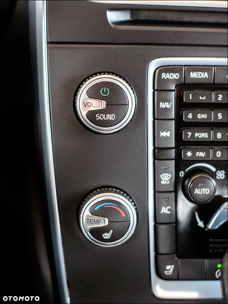 Volvo V60 D3 Geartronic Business Edition - 24