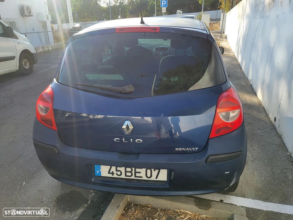 Renault Clio 1.2 16V Luxe - 5