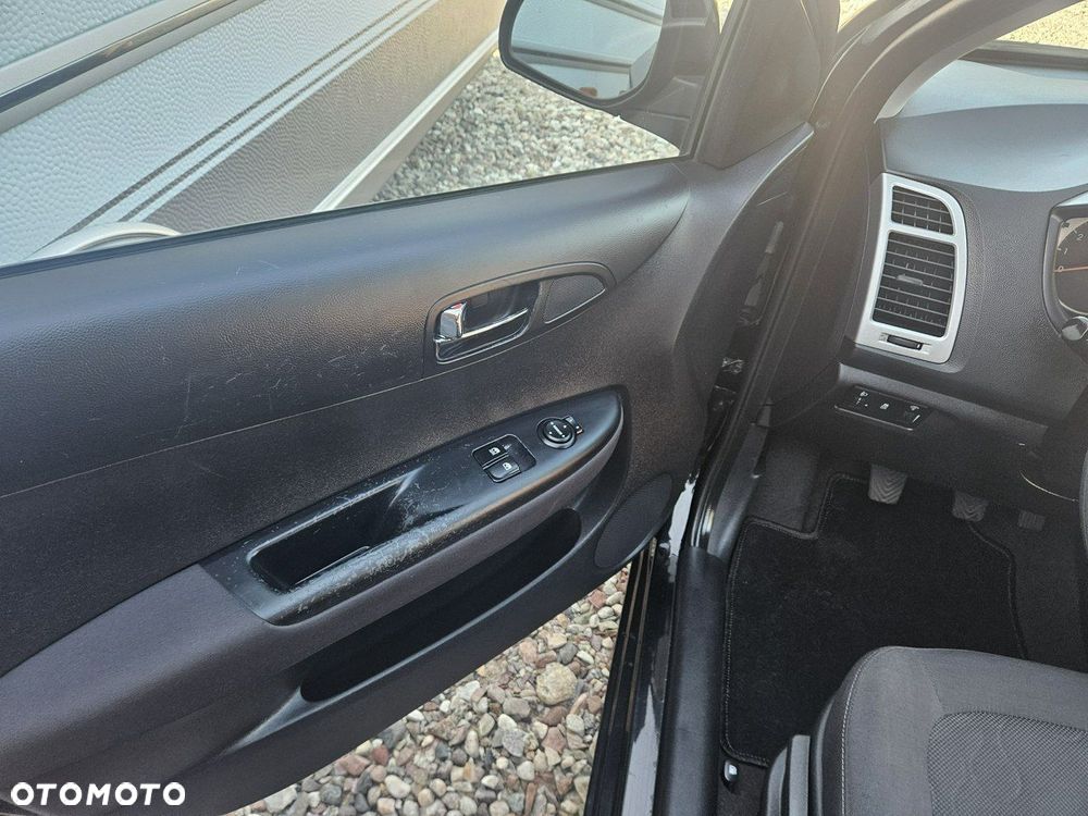Hyundai i20 - 14