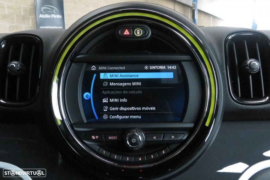 MINI Countryman Cooper SE ALL4 Auto - 16