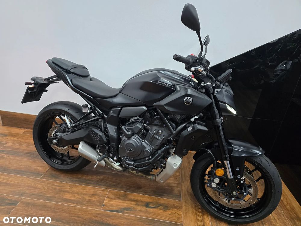 Yamaha MT - 9