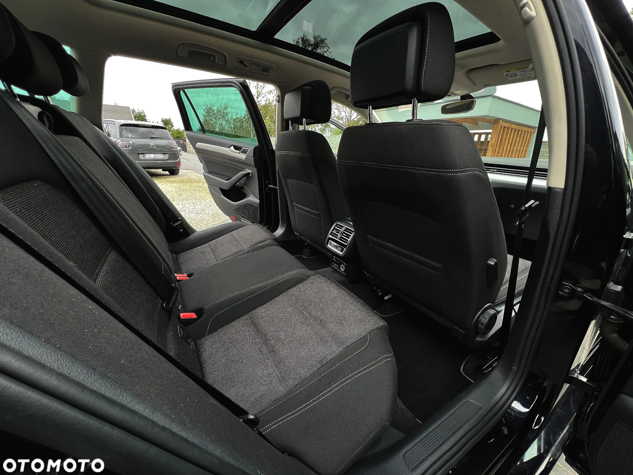 Volkswagen Passat Variant 2.0 TDI DSG (BlueMotion Technology) Comfortline - 32