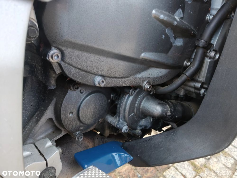 Yamaha FJR - 9