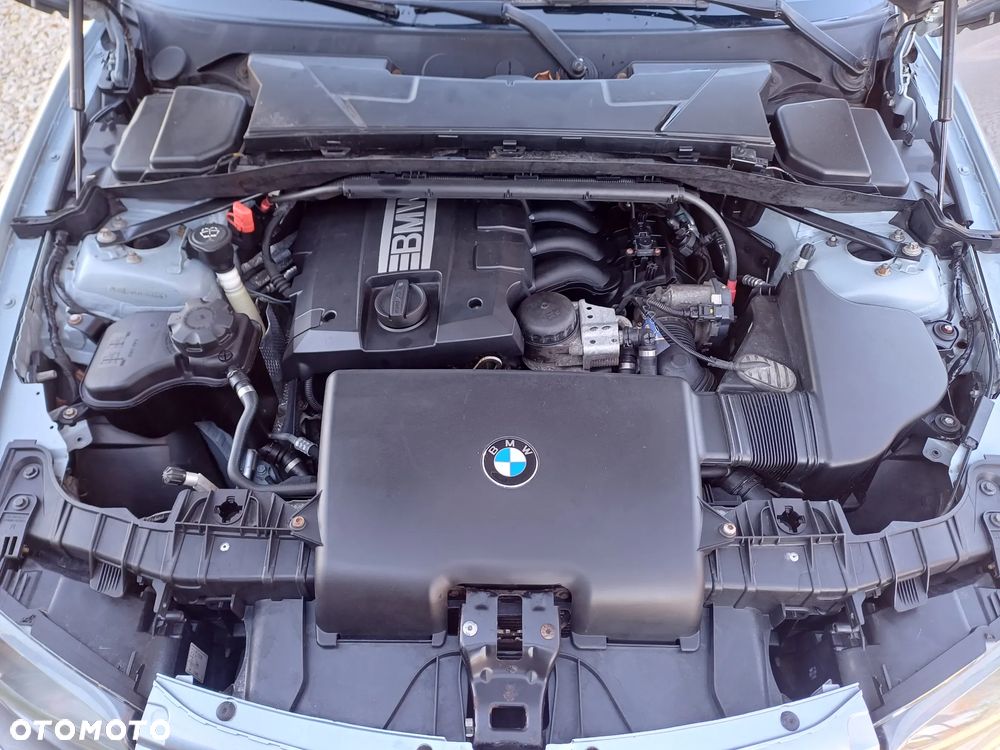 BMW Seria 1 116i - 15
