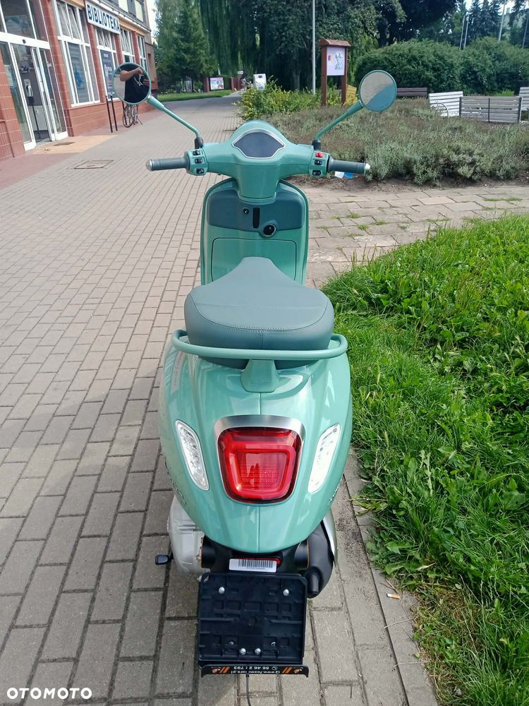 Vespa Primavera - 8