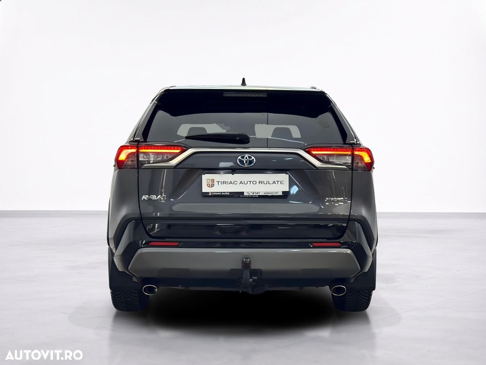 Toyota RAV4 - 5