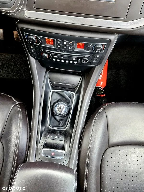 Citroën C5 2.2 HDi Exclusive - 29