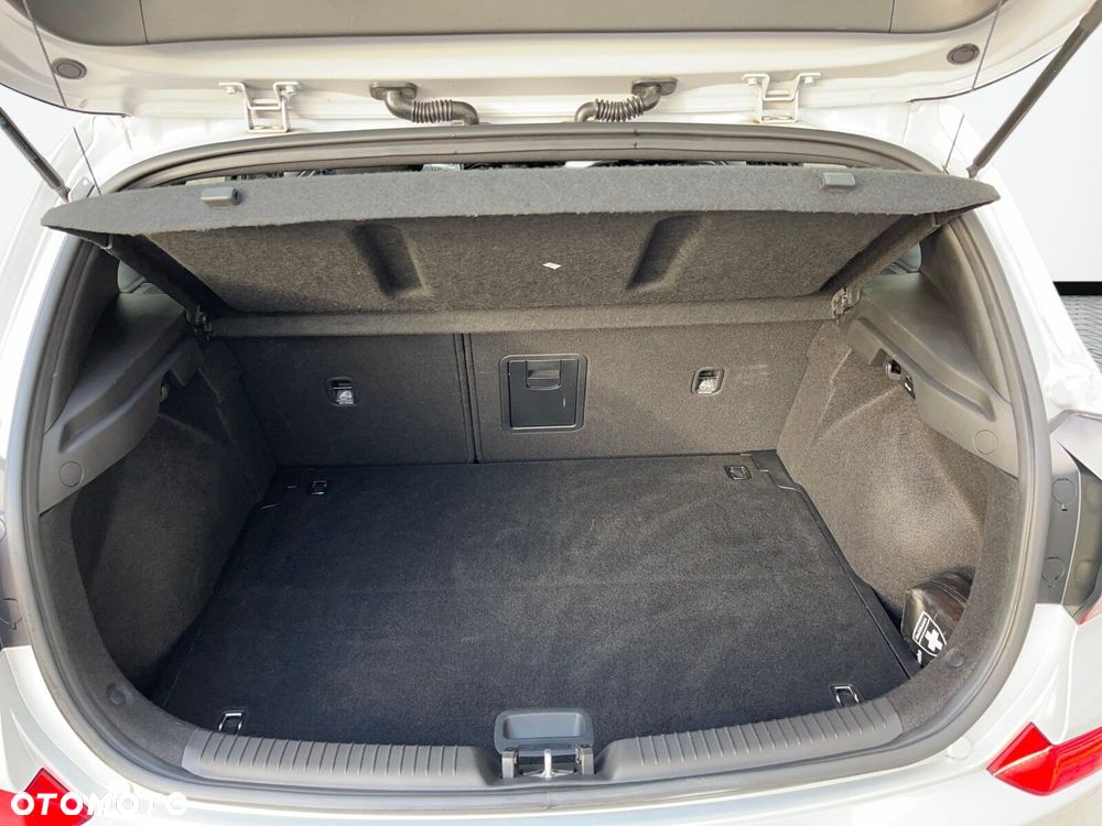 Hyundai i30 1.4 T-GDI Comfort DCT - 16