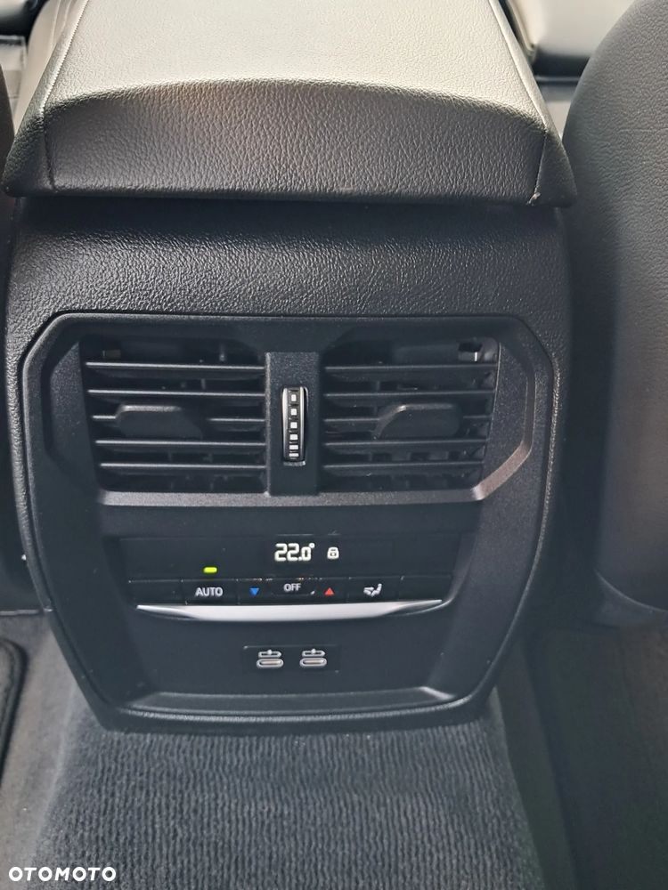 BMW Seria 3 318d Edition Luxury Line Purity - 27