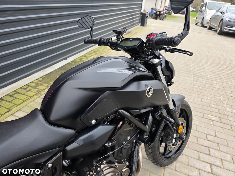 Yamaha MT - 21