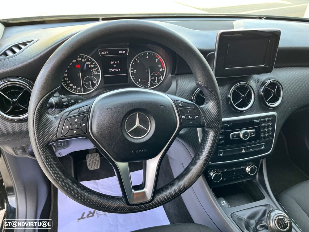 Mercedes-Benz A 180 - 17