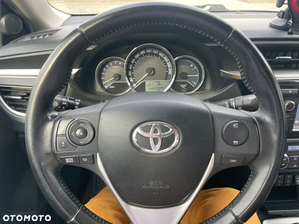 Toyota Corolla 1.6 Prestige - 8